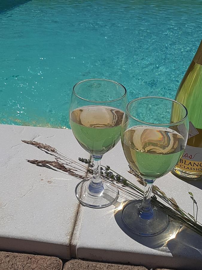 Agriturismo "Veritas" Bed & Wine Casaleggio Boiro Екстериор снимка