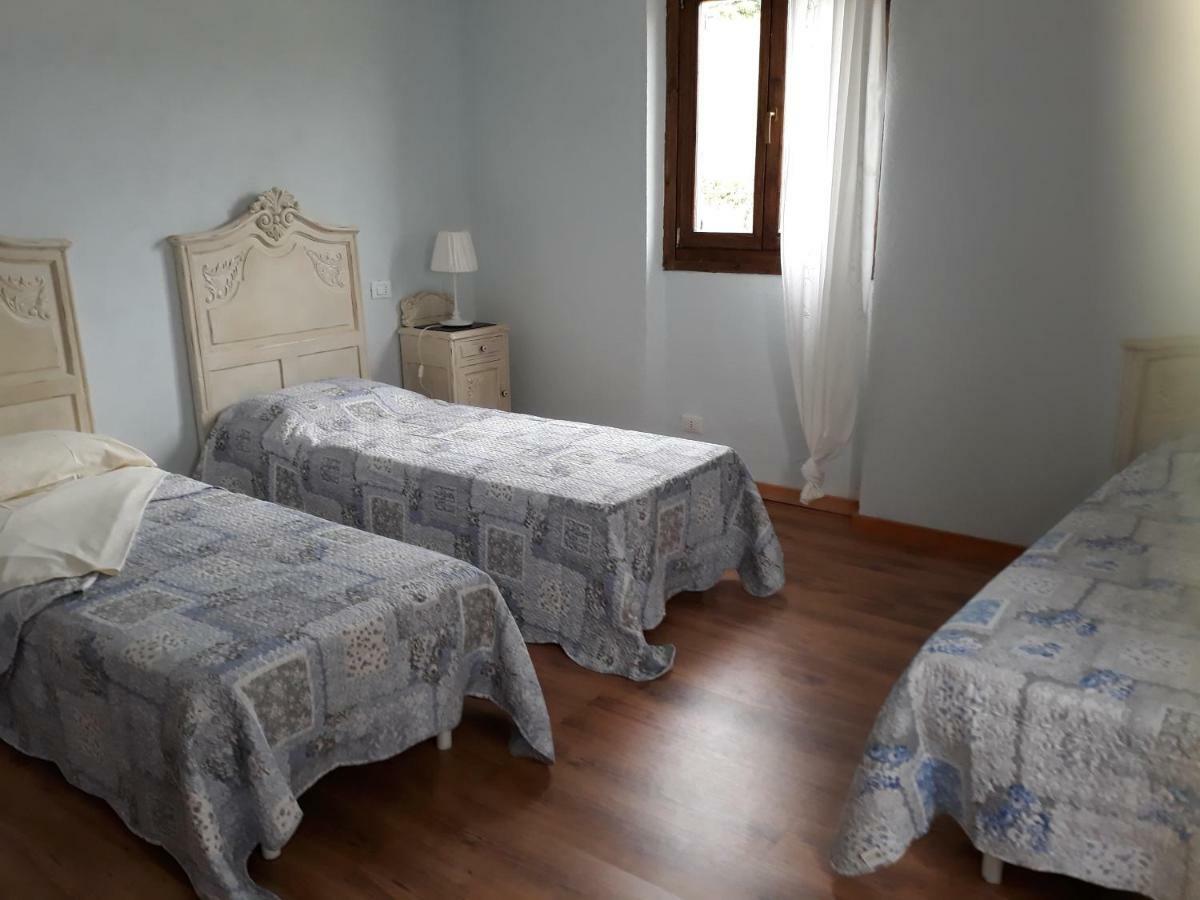 Agriturismo "Veritas" Bed & Wine Casaleggio Boiro Екстериор снимка